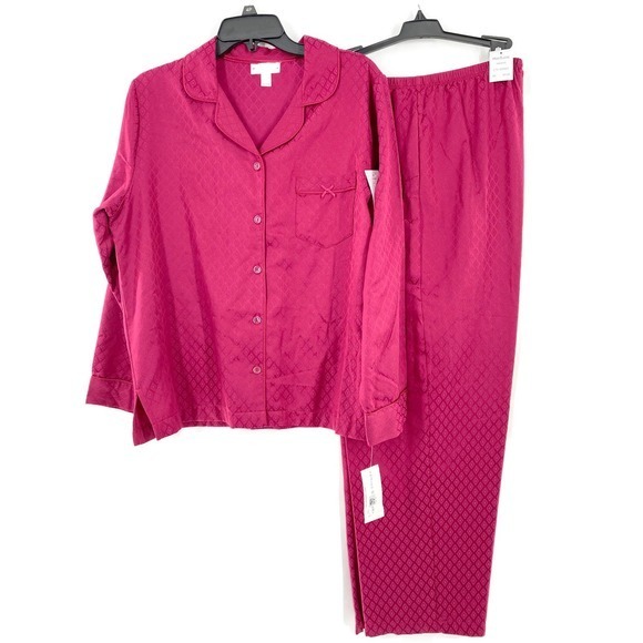 Miss Elaine Geo-Embossed Brushed Back Satin Pajama Set-Wine - Picture 3 of 6
